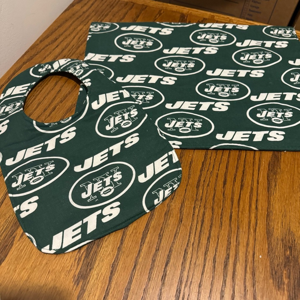 New York Jets Baby Merchandise NFL Handmade Bib and Placemat Set NWOT